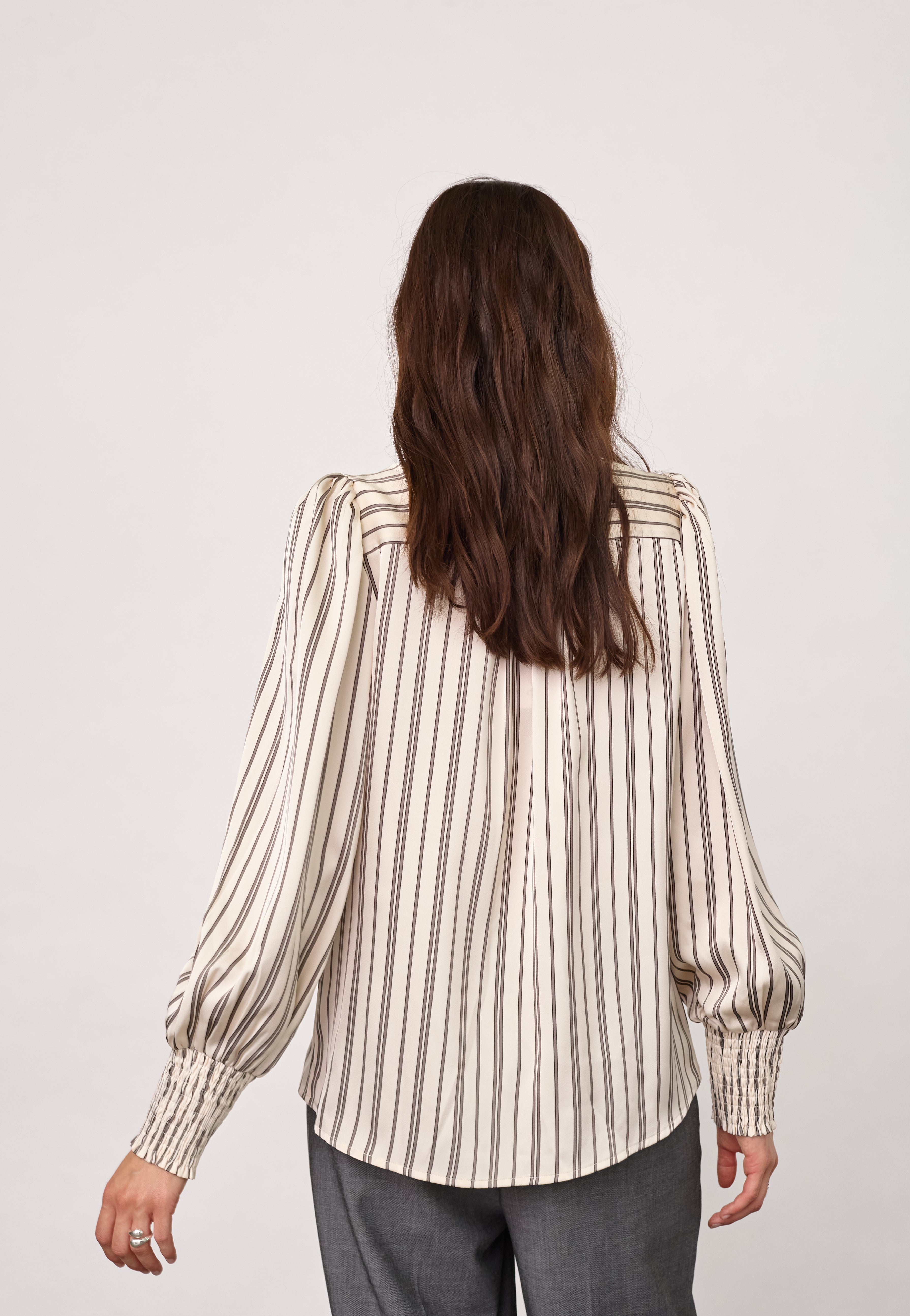 HellyCC Stripe V-Shirt - Off-White - Co'couture